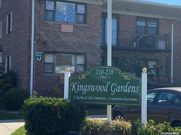 214 Fulton Street #1G, Farmingdale, NY 11735