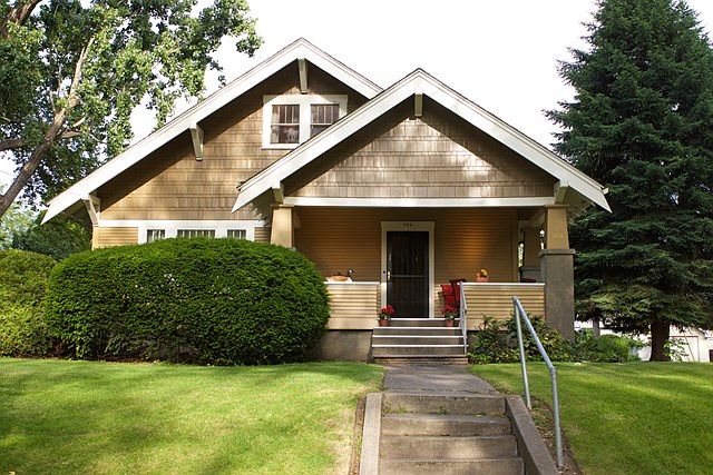 1st image of 904 Bonnie Brae St