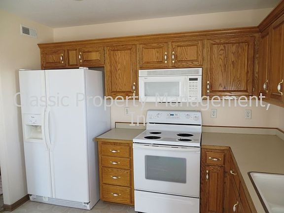 4th image of 1005 Bob White Ln
