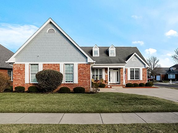 2nd image of 2341 Somerset Cir