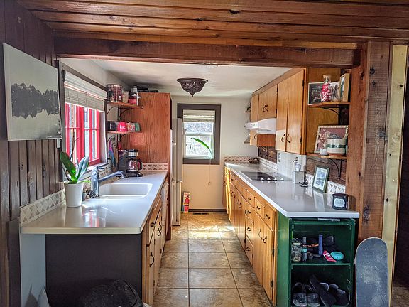 2nd image of 632 Obrien Ave #1
