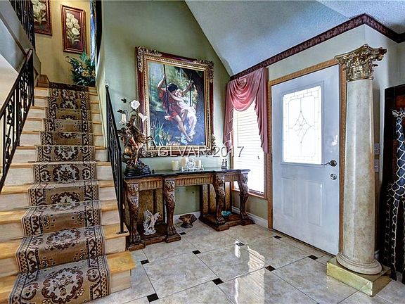 3rd image of 3943 Arrowood Dr