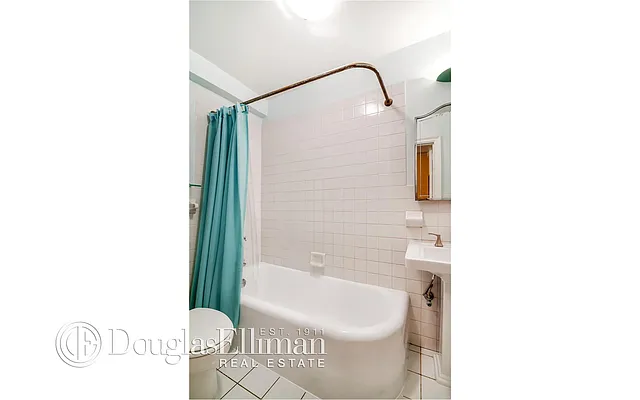 Sold by Douglas Elliman | media 8