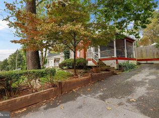 10608 Wheatley St, Kensington, MD 20895