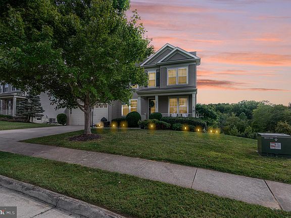 2nd image of 15453 Papillon Pl