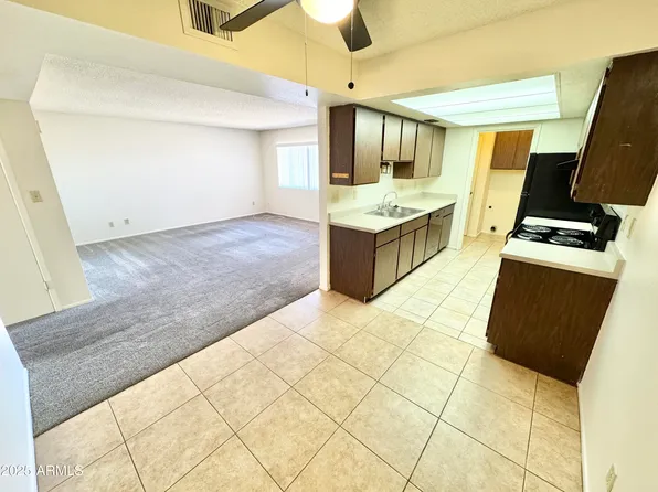 6026 W AUGUSTA Avenue, Glendale, AZ 85301