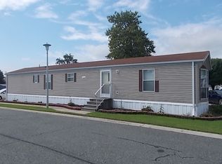 62 Peppermint Ln, Baltimore, MD 21220