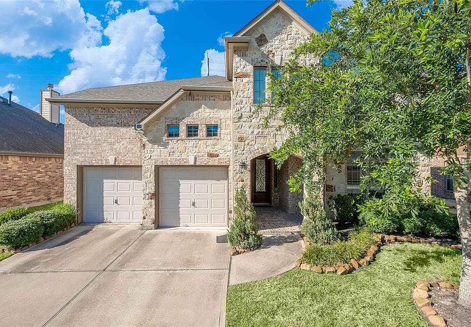 1st image of 13015 Centerbrook Ln