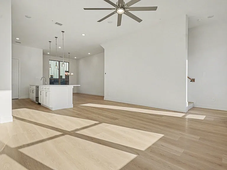 13551 Goodland St — Photo 28
