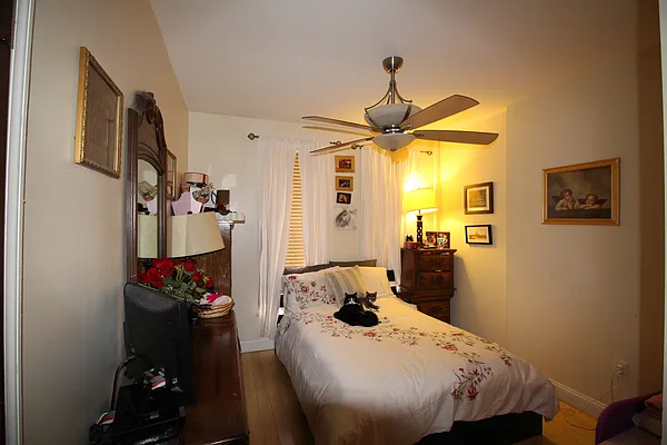 Rented by Brooklyn Real Inc | media 21