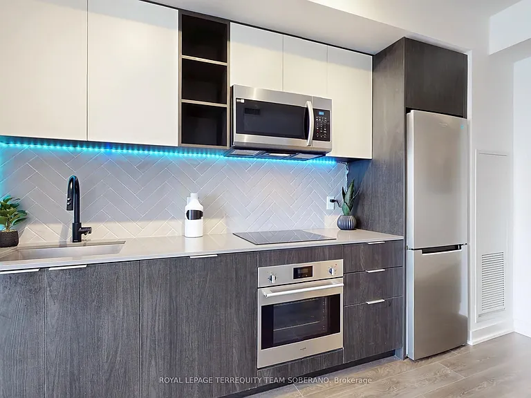 36 Zorra St #2801 — Photo 11