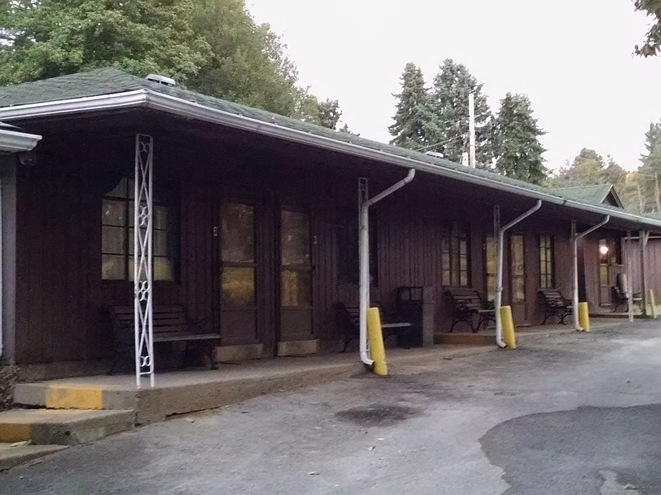 Building Photo 4