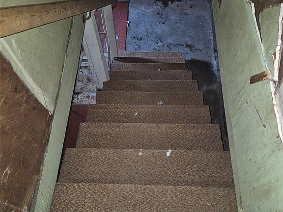 4th image of 2218 Illinois Ave