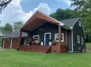 1722 Harbor Edinburg Rd, Edinburg, PA 16116