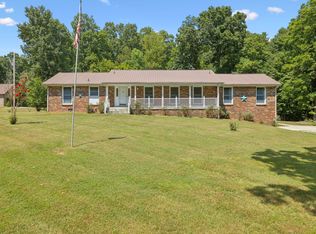 2036 Stroudville Rd, Cedar Hill, TN 37032