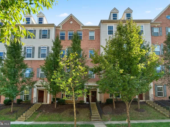 2511 Eastbourne Dr, Woodbridge, VA 22191