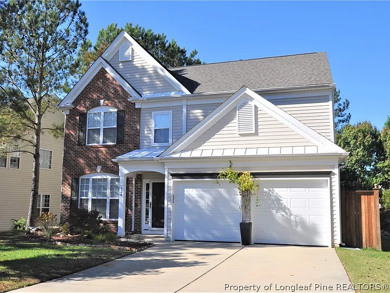 124 Shadow Mountain Ln — Photo 1