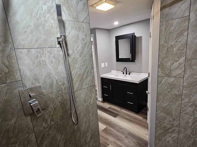2818 S Rotherwood Ave — Photo 18