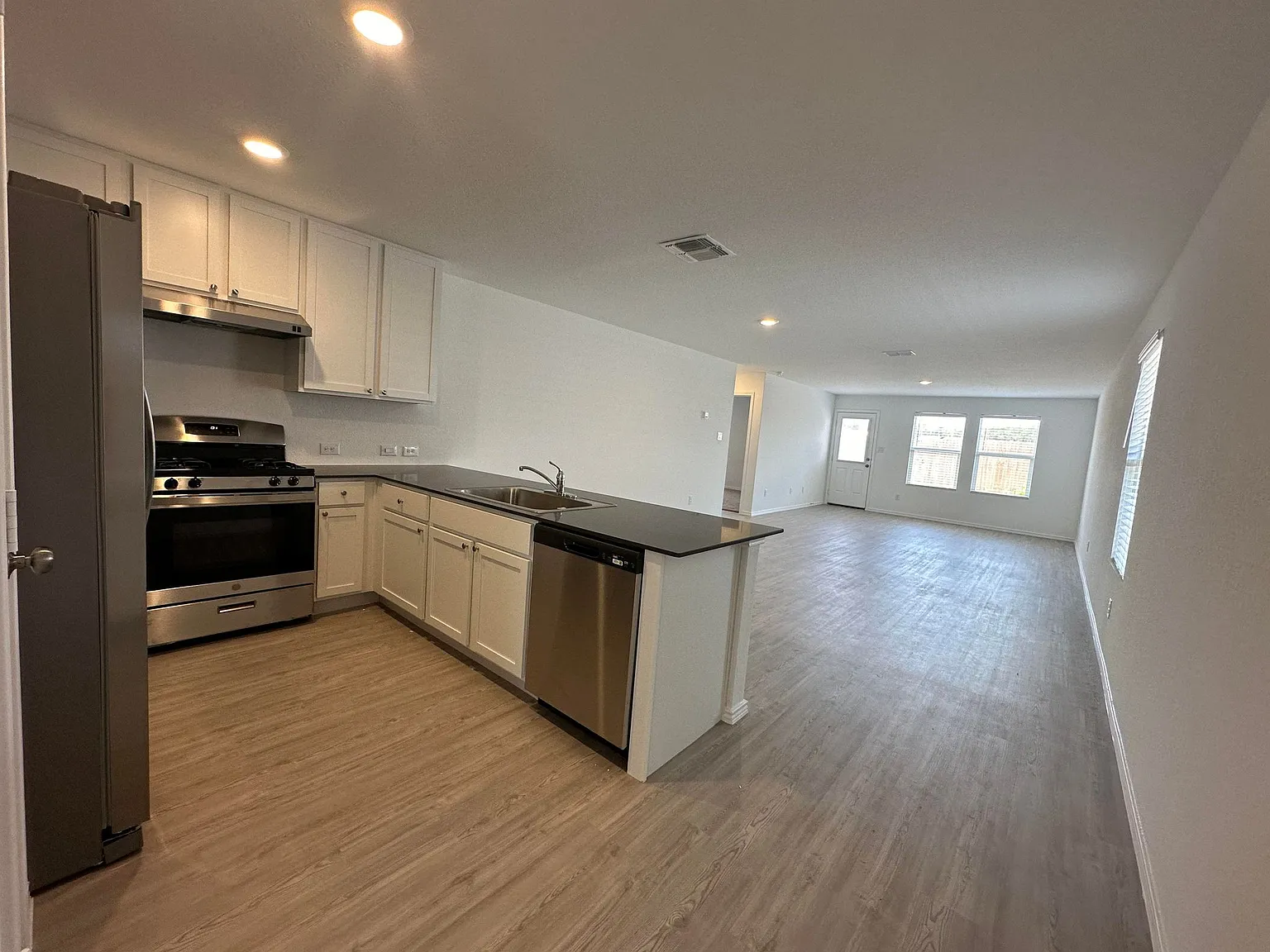 5213 Monarch Bnd — Photo 2