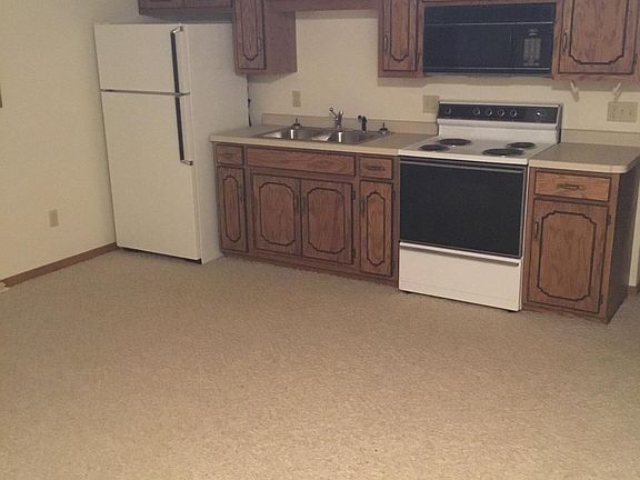 4th image of 205 5th Ave N