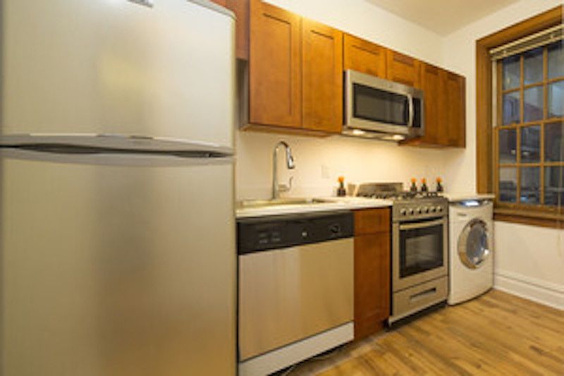 2nd image of 89 Hicks St APT 3D