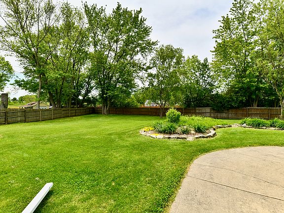 5th image of 18906 Crestview Ct