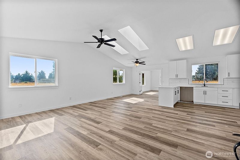 3rd image of 17441 110th Avenue SE