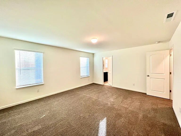 1156 Scotch Meadows Loop — Photo 15