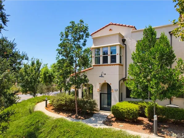 97 Adelfa St, Mission Viejo, CA 92694