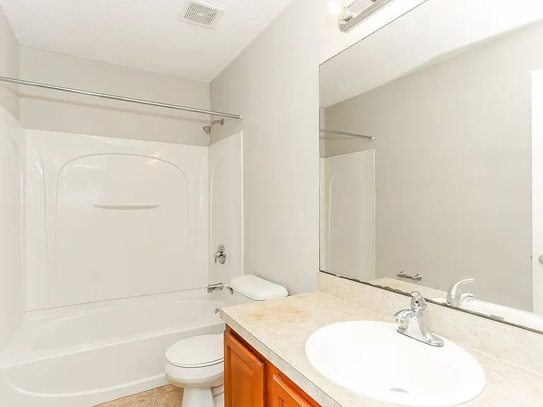 6177 Casterbridge Rd — Photo 16