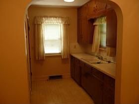 4th image of 1022 41st St