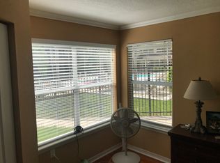 617 Arbor Lake Ln, Tampa, FL 33602