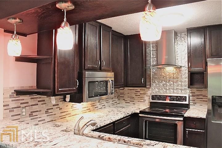 1st image of 392 Teal Ct