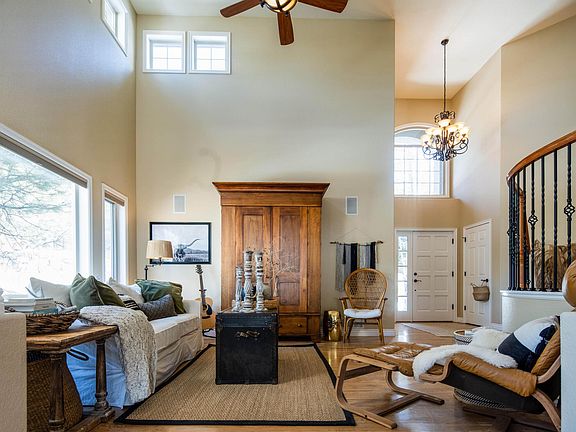 3rd image of 30390 Beaver Creek Ln