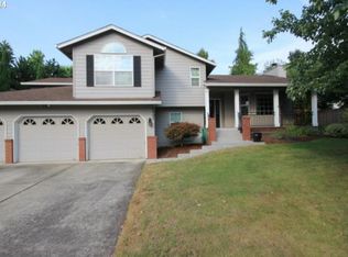 8907 NE 28th Pl, Vancouver, WA 98665