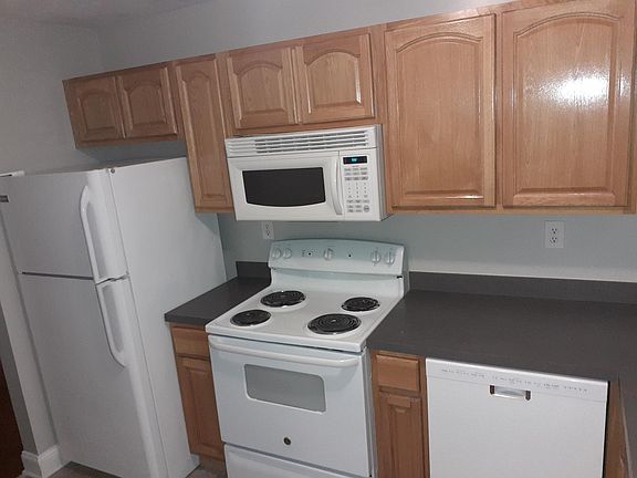 3rd image of 1405 Belleville Ave