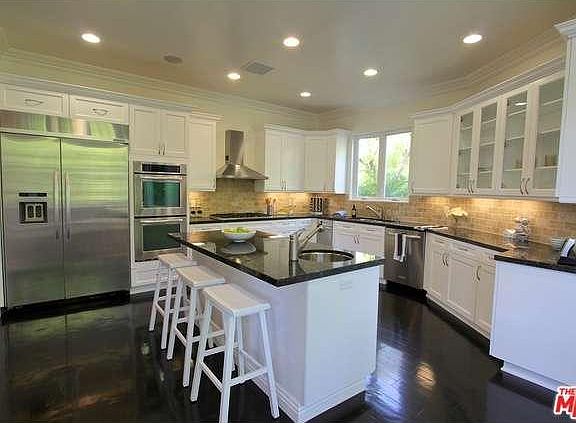 4th image of 17829 Valley Vista Blvd