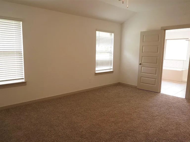 3966 Canyon Shore Ln — Photo 17