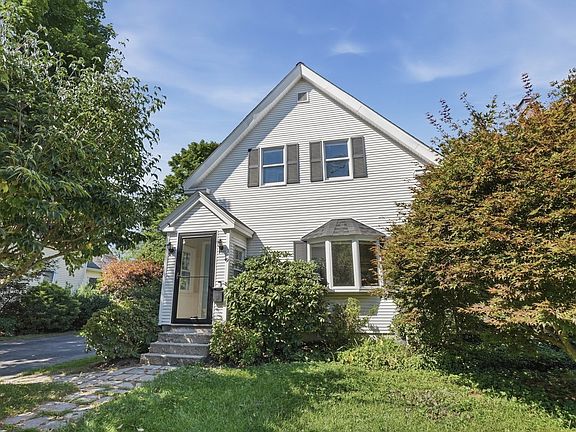 2nd image of 19 Forest Ave