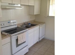1426 Coco Pl, Wentzville, MO 63385