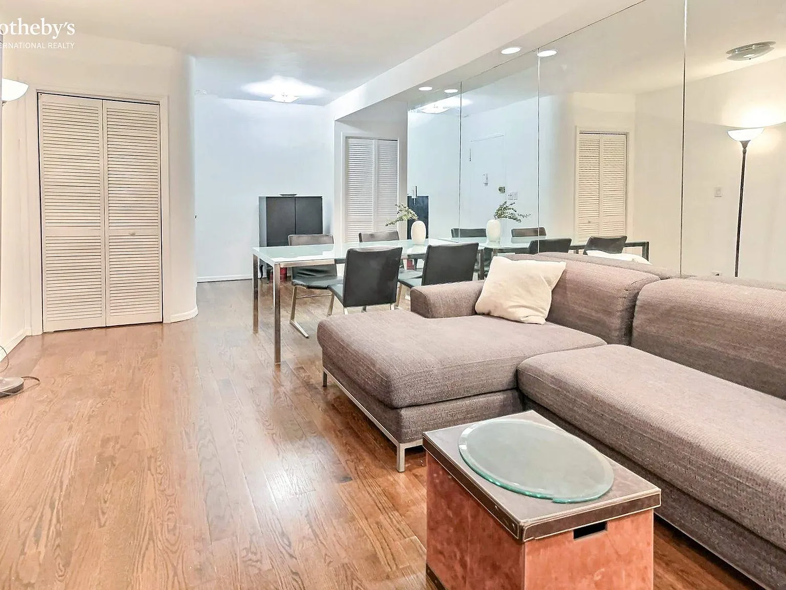 210 East 47th Street — Photo 2