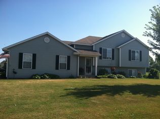 11508 Barkton Dr, Holland, MI 49424