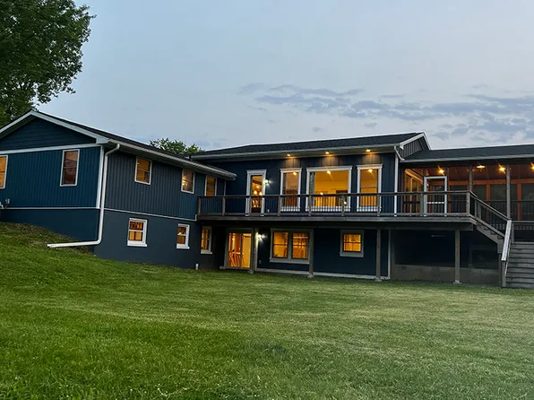 15501 Bishop Rd, Morrison, IL 61270