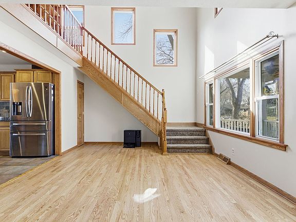 4th image of 4007 N Washington St