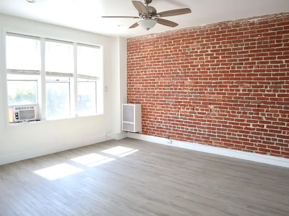 St. Charles Studio Apartments
