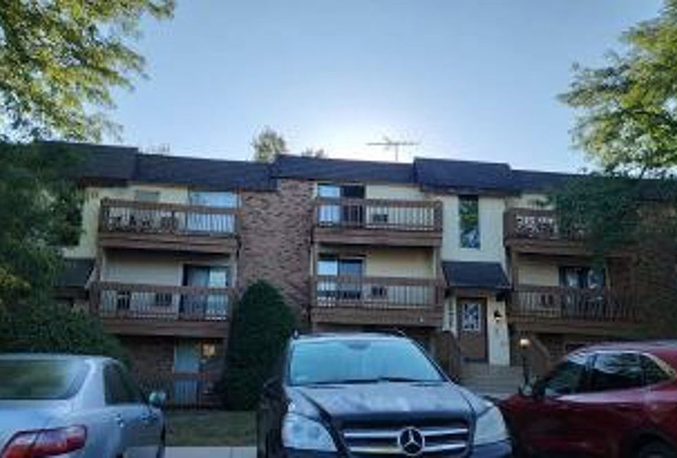 1st image of 22514 Jackson Ct APT 4D1