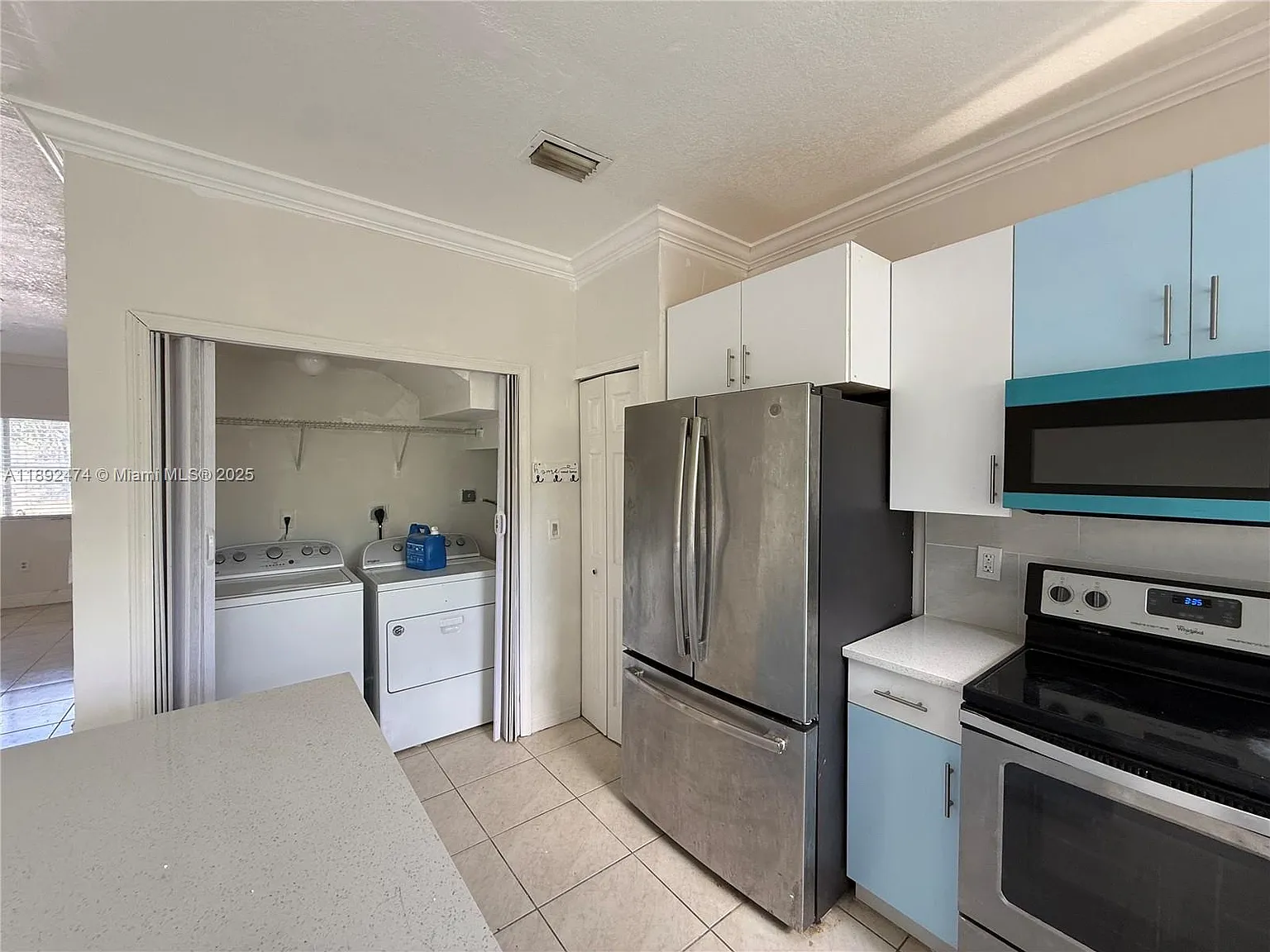 Venetia Grove — Photo 3