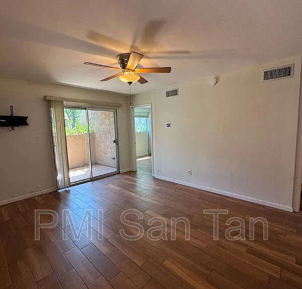 5525 E Thomas Rd #F1 — Photo 4