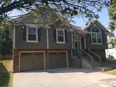 617 SW Nelson Dr, Grain Valley, MO, 64029