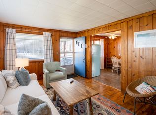1833 Ottawa Beach Rd, Holland, MI 49424